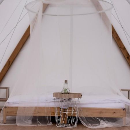 Lupa Tent Будакалаш Екстер'єр фото